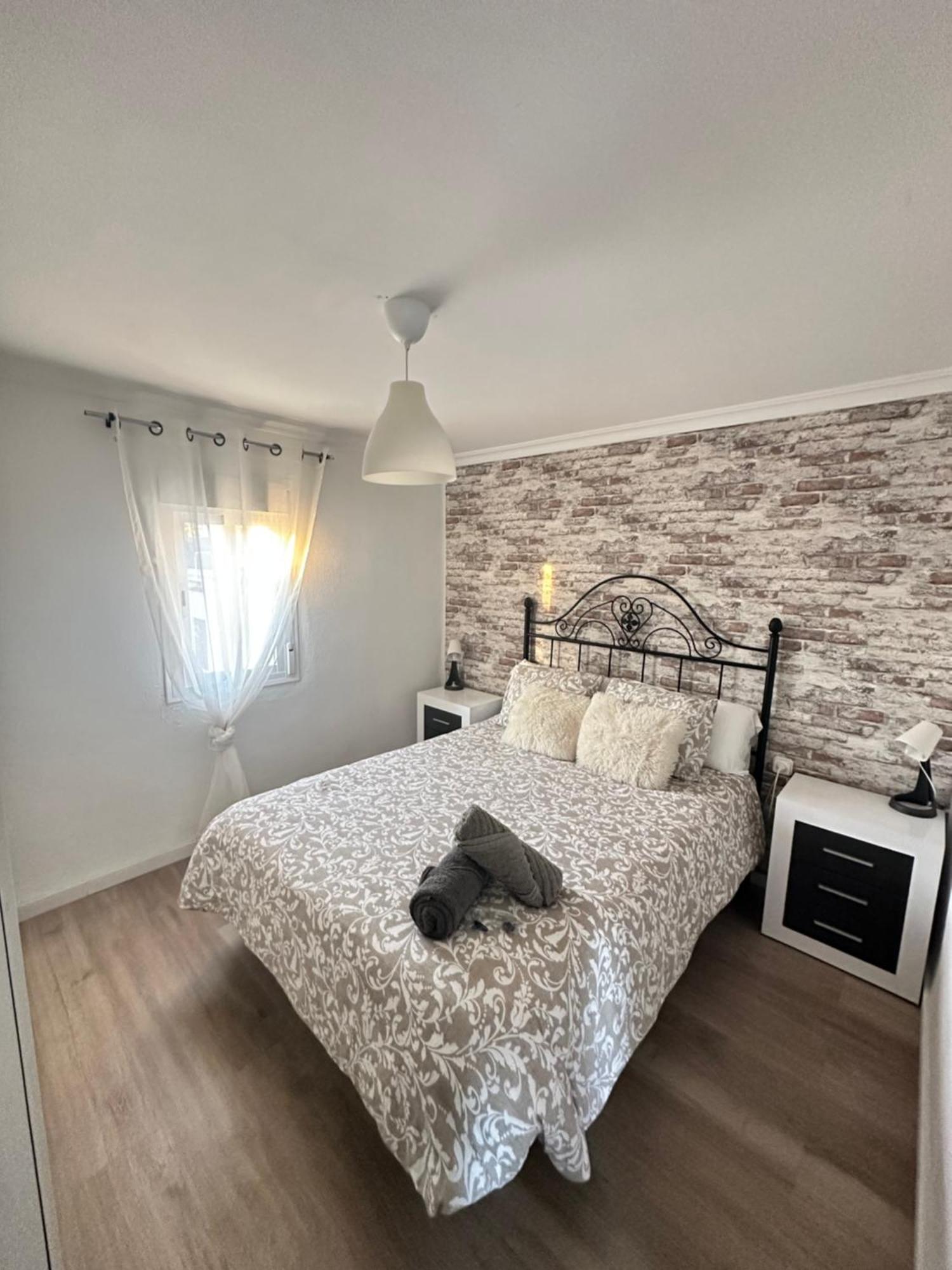 Apartamento Henko Huelva Luaran gambar